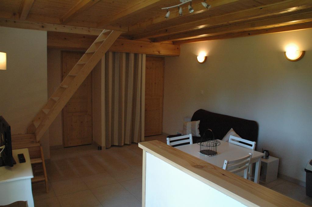 Le Cocon De Curson Chambre D'Hotes Chanos-Curson Exterior foto